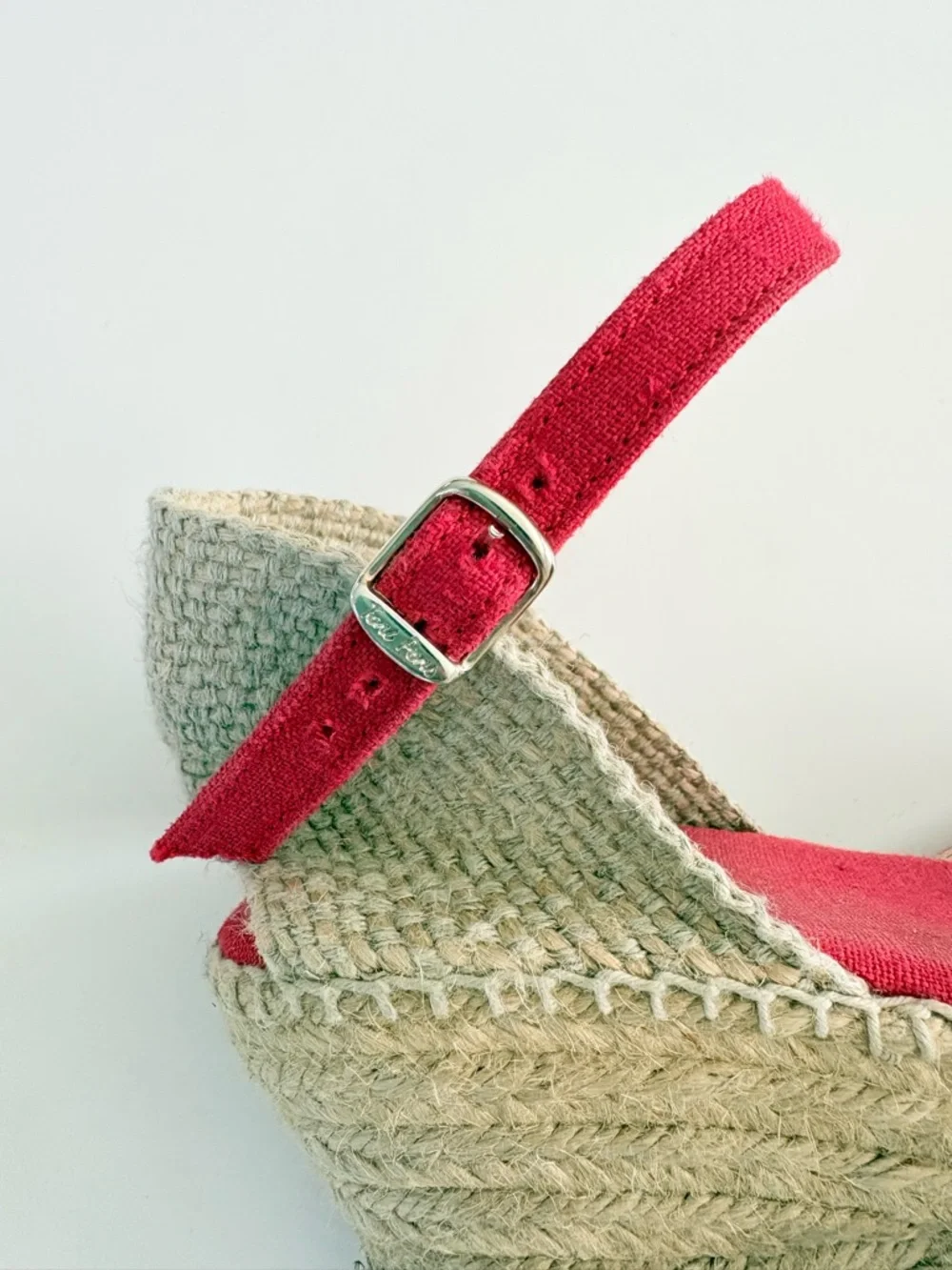 Toni Pons Caldes Red Espadrille Wedges in Jute with Buckle